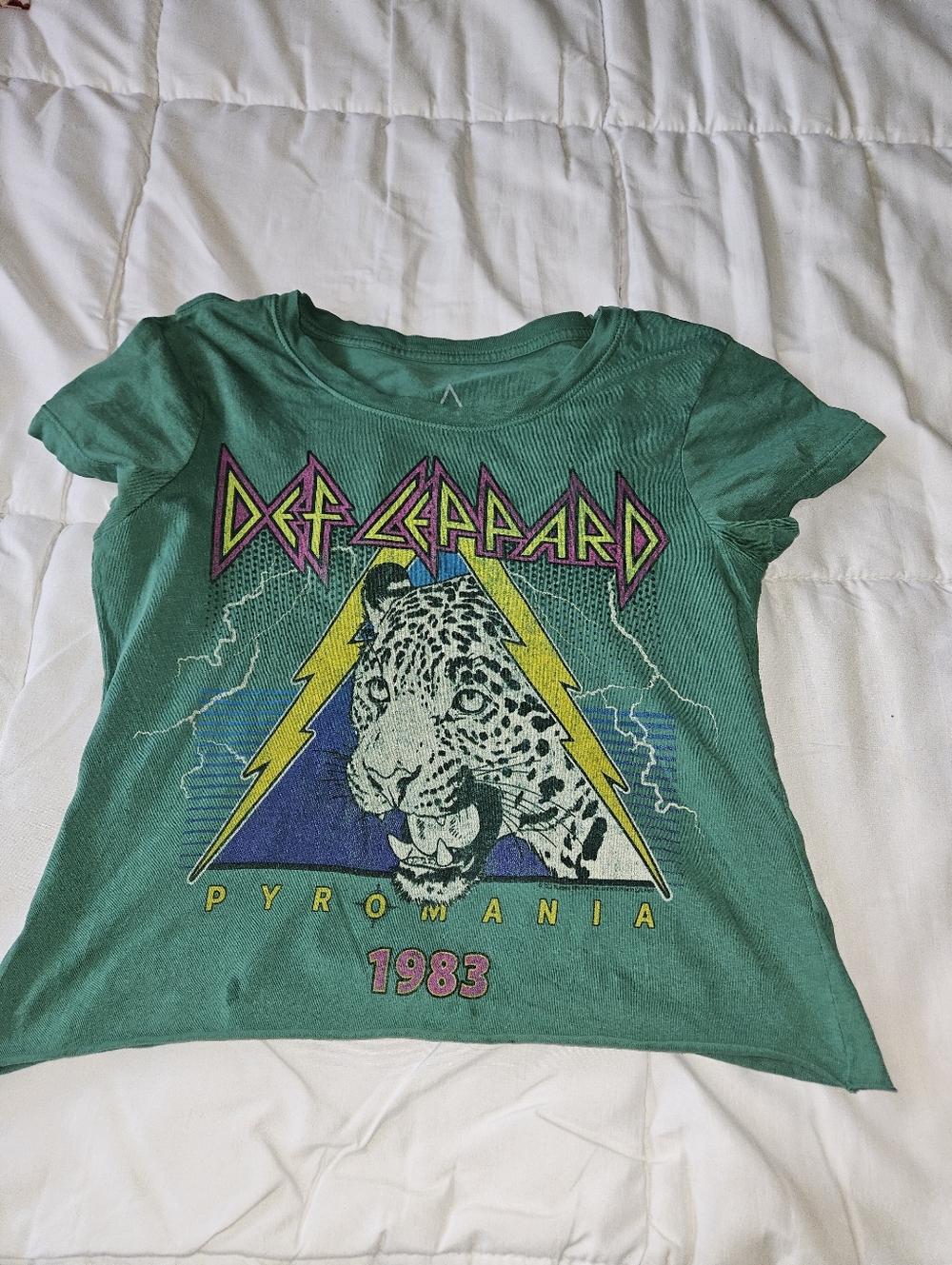 Urban Outfitters- Def Leppard Pyromania 1983 Cropped Baby Tee -  - Size XS
